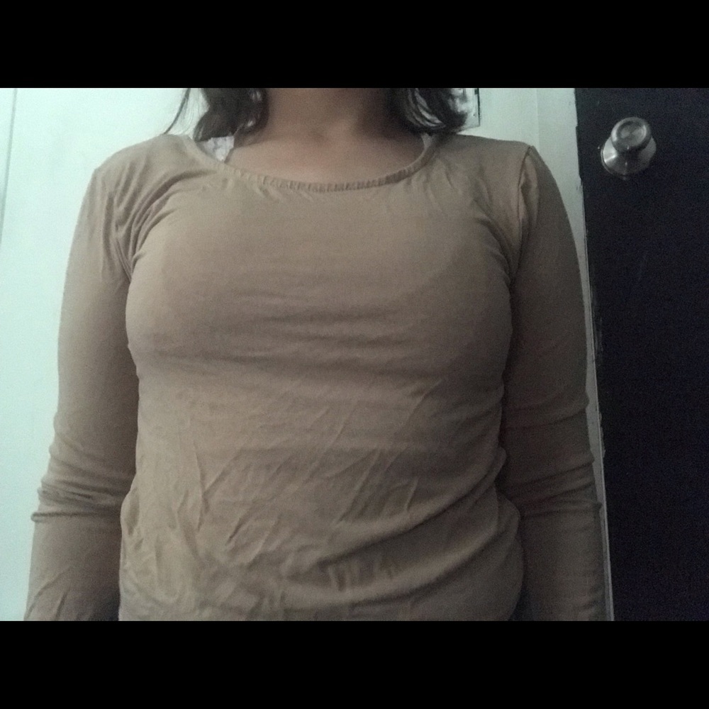 Beige cropped top